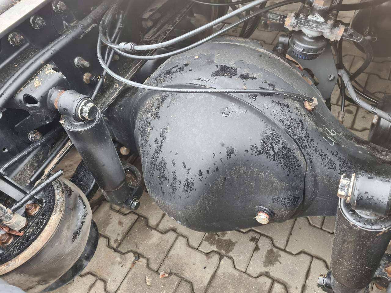 FORD OBUDOWA MOSTU POCHWA FSS-13-470 STANDARD FORD F-MAX 500 TRUCKS - Kormánymű - Teherautó: 2 kép. FORD OBUDOWA MOSTU POCHWA FSS-13-470 STANDARD FORD F-MAX 500 TRUCKS - Kormánymű - Teherautó: 2 kép.