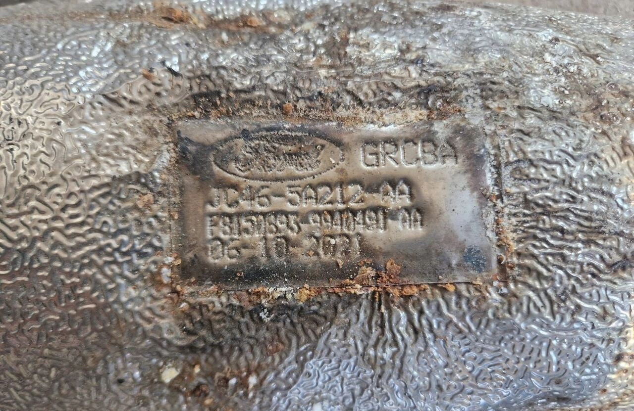 Ford F-MAX CARGO FC46-5A212-AA Ford F-MAX CARGO truck - Kipufogócső - Teherautó: 3 kép. Ford F-MAX CARGO FC46-5A212-AA Ford F-MAX CARGO truck - Kipufogócső - Teherautó: 3 kép.