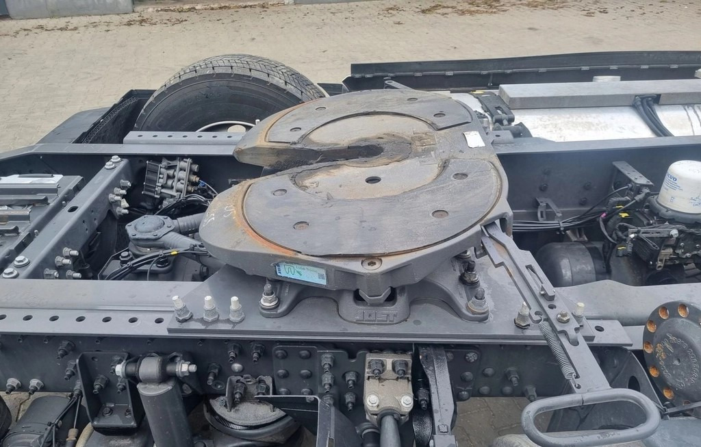 JOST 150 MM VOLVO FH 4 FM 4 FH 5 FM 5 RENAULT GAMA T C K VOLVO FH 4 FM 4 FH 5 FM 5 RENAULT GAMA T C K - Nyereg: 3 kép. JOST 150 MM VOLVO FH 4 FM 4 FH 5 FM 5 RENAULT GAMA T C K VOLVO FH 4 FM 4 FH 5 FM 5 RENAULT GAMA T C K - Nyereg: 3 kép.