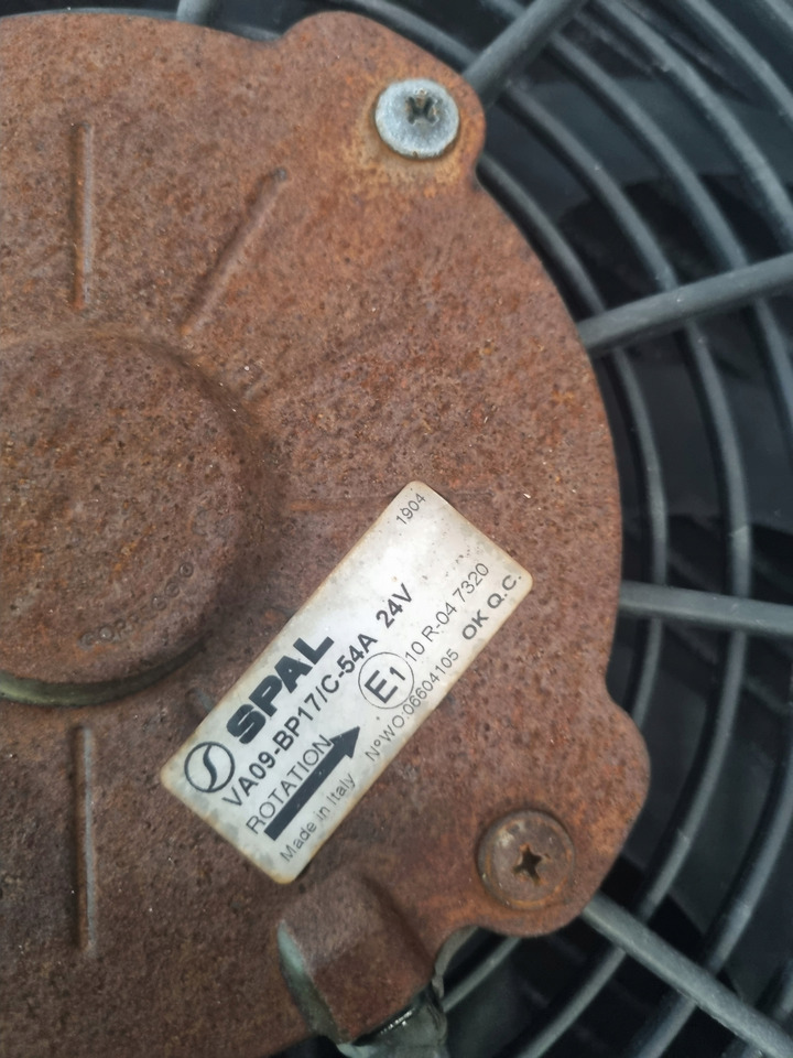 Fűtés/ Szellőzés gep - Teherautó KLIMATYZACJA POSTOJOWA EBERSPACHER COOLTRONIC BACK 24V: 12 kép.