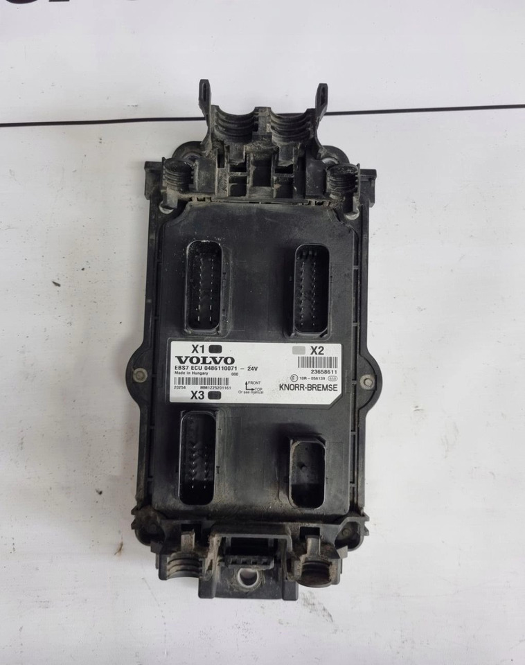 KNORR-BREMSE STEROWNIK MODUŁ EBS 7 ECU VOLVO FH 4 FM 4 23658611 0486110071 - ECU: 1 kép. KNORR-BREMSE STEROWNIK MODUŁ EBS 7 ECU VOLVO FH 4 FM 4 23658611 0486110071 - ECU: 1 kép.
