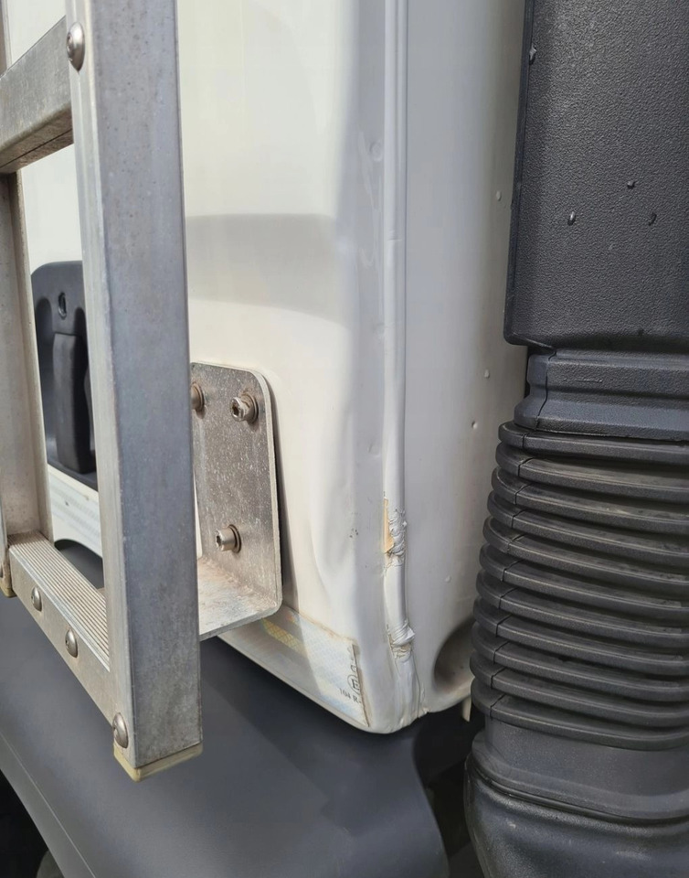 KOMPLETNA DZIENNA RENAULT GAMA D19 D EURO 6 - Fülke: 4 kép. KOMPLETNA DZIENNA RENAULT GAMA D19 D EURO 6 - Fülke: 4 kép.