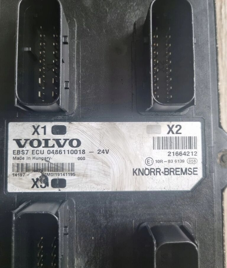 Knorr-Bremse Volvo VOLVO FH 4 FM 4 truck - Fékszelep - Teherautó: 3 kép. Knorr-Bremse Volvo VOLVO FH 4 FM 4 truck - Fékszelep - Teherautó: 3 kép.