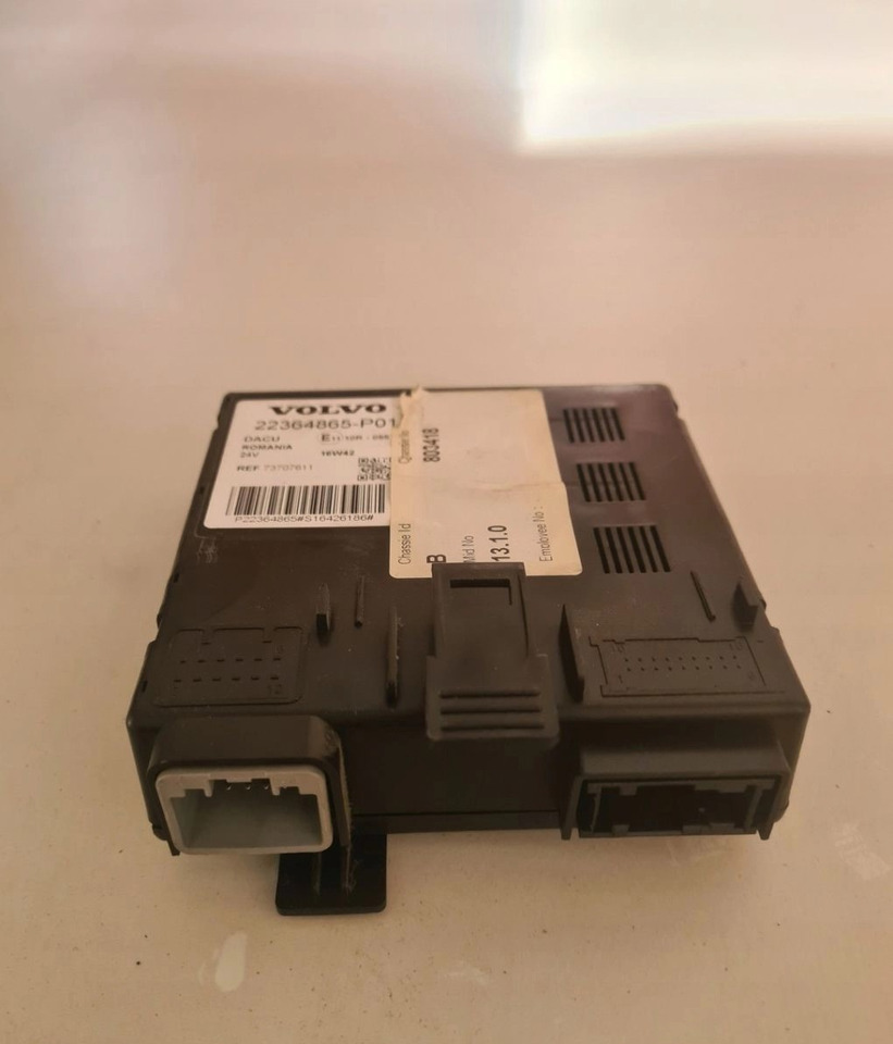 MODUŁ STEROWNIK KASETA KOMPUTER DACU VOLVO FH 4 FM 4 FMX 22364865 - ECU: 2 kép. MODUŁ STEROWNIK KASETA KOMPUTER DACU VOLVO FH 4 FM 4 FMX 22364865 - ECU: 2 kép.
