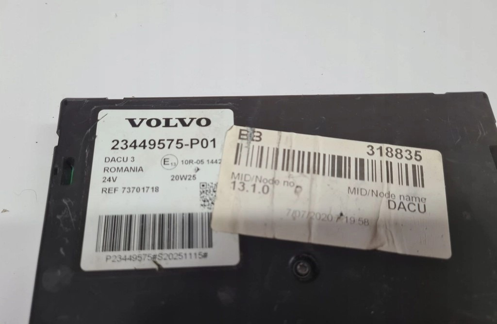 MODUŁ STEROWNIK KASETA KOMPUTER DACU VOLVO FH 4 FM 4 FMX 23449575 P01 - ECU: 2 kép. MODUŁ STEROWNIK KASETA KOMPUTER DACU VOLVO FH 4 FM 4 FMX 23449575 P01 - ECU: 2 kép.