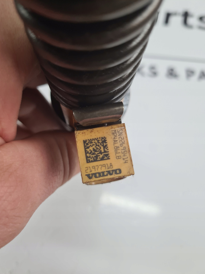 POMPOWTRYSKIWACZE RENAULT GAMA T C K RANGE VOLVO FH 4 FM 4 21977918 - Befecskendező szelep: 2 kép. POMPOWTRYSKIWACZE RENAULT GAMA T C K RANGE VOLVO FH 4 FM 4 21977918 - Befecskendező szelep: 2 kép.