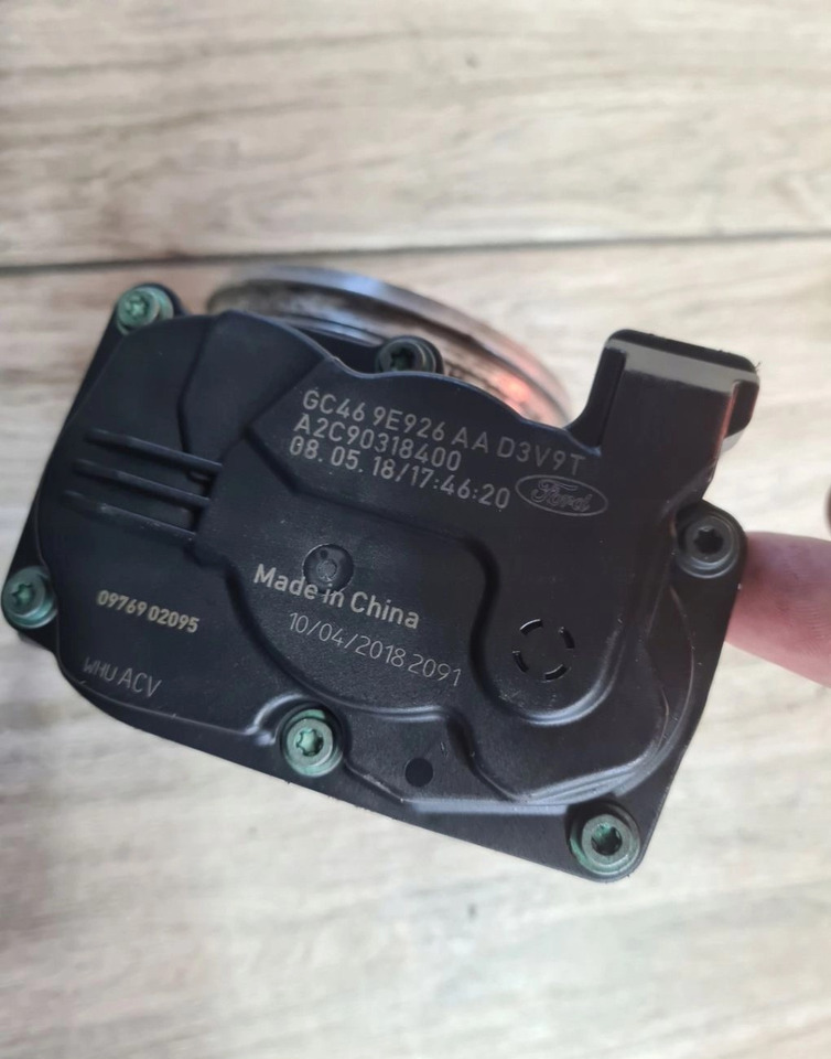 PRZEPUSTNICA ZAWÓR EGR FORD F-MAX CARGO 500 GC46 9E926 AA - Motor és alkatrészek: 3 kép. PRZEPUSTNICA ZAWÓR EGR FORD F-MAX CARGO 500 GC46 9E926 AA - Motor és alkatrészek: 3 kép.