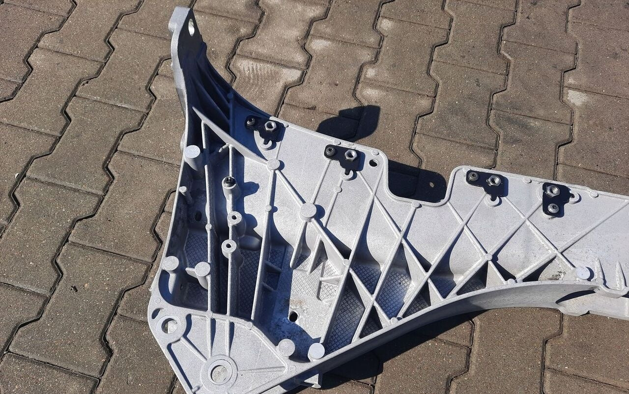 RENAULT MOCOWANIE ŁAPA LEWA PRAWA WYWROT WIEŻYCZKA KABINY RENAULT T GAMA HIGH - Fülke felfüggesztés - Teherautó: 3 kép. RENAULT MOCOWANIE ŁAPA LEWA PRAWA WYWROT WIEŻYCZKA KABINY RENAULT T GAMA HIGH - Fülke felfüggesztés - Teherautó: 3 kép.