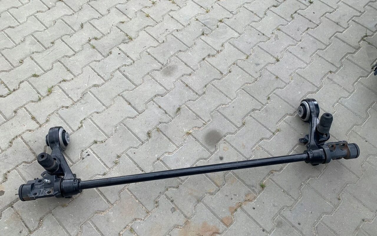 RENAULT WYWROT KABINY DRĄŻEK WYWROTU RENAULT GAMA T RANGE ŚREDNIA KABINA - Fülke felfüggesztés - Teherautó: 1 kép. RENAULT WYWROT KABINY DRĄŻEK WYWROTU RENAULT GAMA T RANGE ŚREDNIA KABINA - Fülke felfüggesztés - Teherautó: 1 kép.