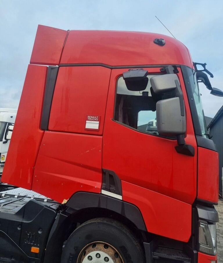 Renault KOMPLETNA GAMA T RANGE EURO 6 Renault RENAULT GAMA T RANGE ŚREDNIA KABINA. - Fülke - Teherautó: 4 kép. Renault KOMPLETNA GAMA T RANGE EURO 6 Renault RENAULT GAMA T RANGE ŚREDNIA KABINA. - Fülke - Teherautó: 4 kép.