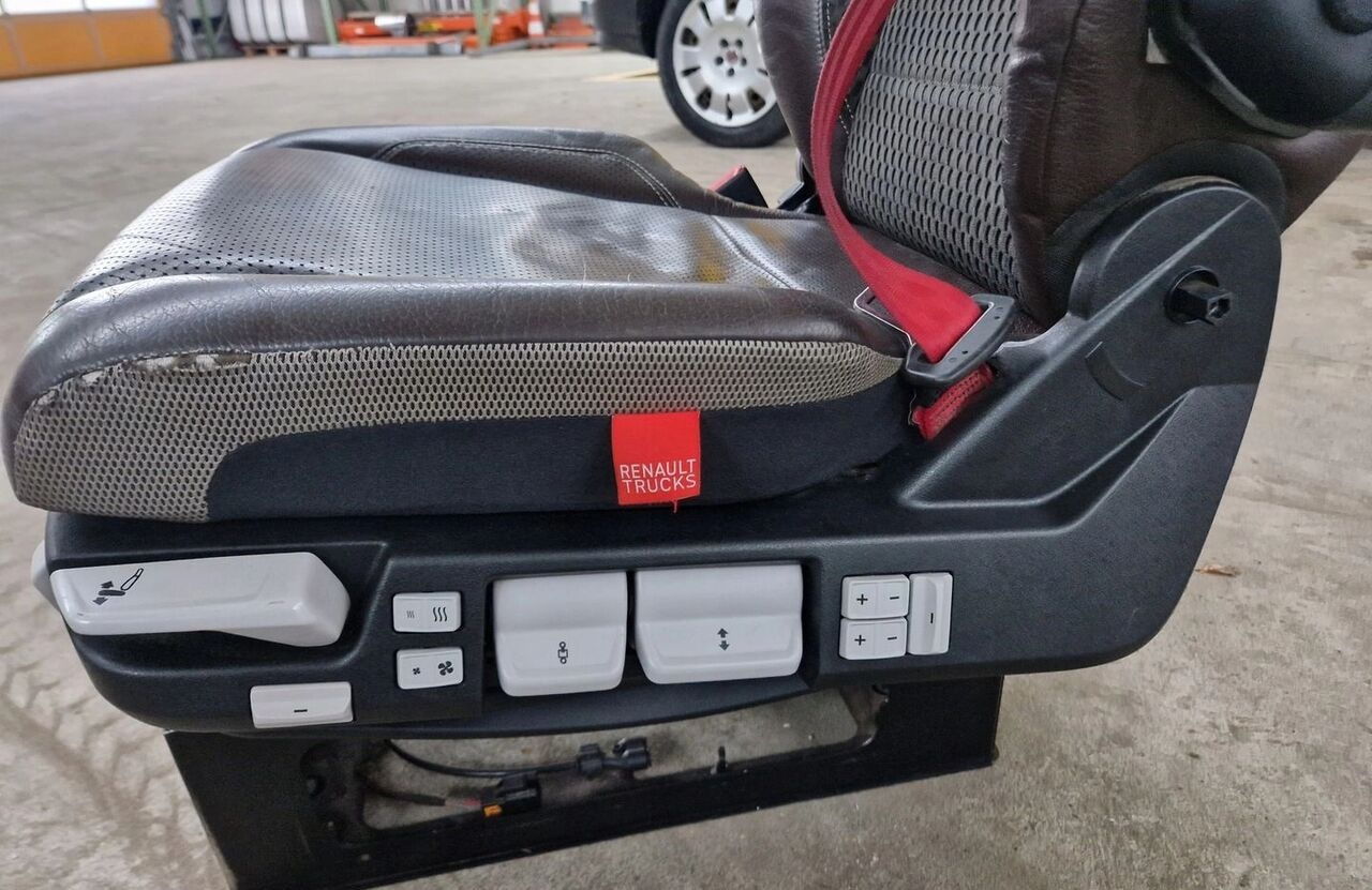 Renault SIEDZENIE KIEROWCY Renault GAMA T C K - Ülés - Teherautó: 5 kép. Renault SIEDZENIE KIEROWCY Renault GAMA T C K - Ülés - Teherautó: 5 kép.