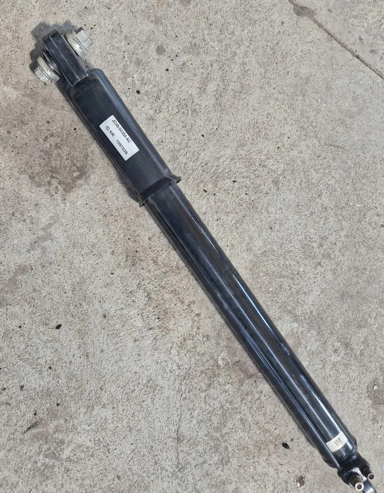 SIŁOWNIK PODNOSZENIA KABINY FORD F-MAX CARGO EURO 6 WEBER-HYDRAULIK JC46-00354-AC - Fülke felfüggesztés: 1 kép. SIŁOWNIK PODNOSZENIA KABINY FORD F-MAX CARGO EURO 6 WEBER-HYDRAULIK JC46-00354-AC - Fülke felfüggesztés: 1 kép.