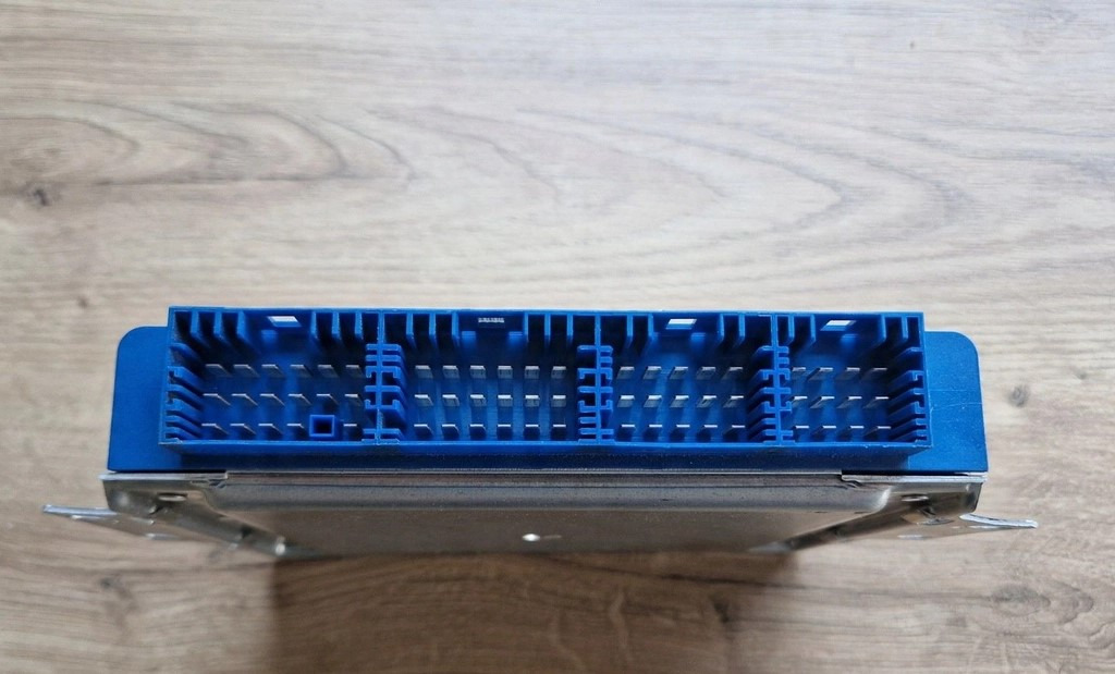 STEROWNIK KASETA EBS KNORR-BREMSE 0486106140 MH3W41212258 - ECU: 2 kép. STEROWNIK KASETA EBS KNORR-BREMSE 0486106140 MH3W41212258 - ECU: 2 kép.