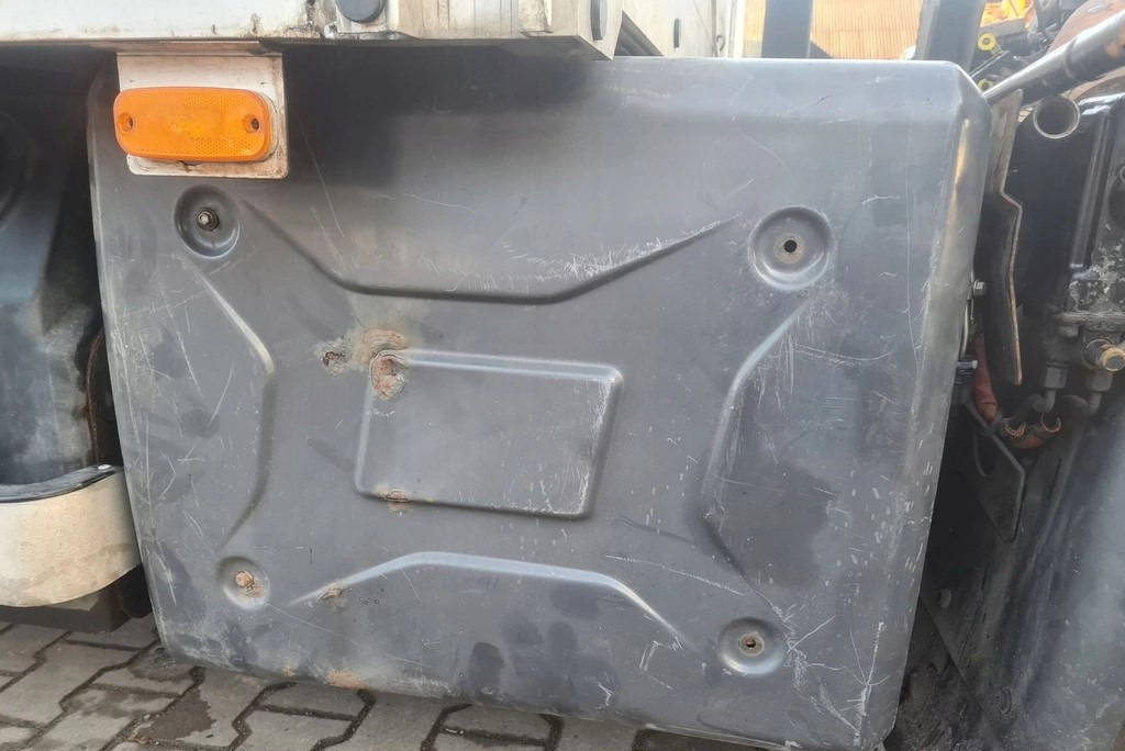VOLVO- KOMPLETNY D5K D8K - Katalizátor: 2 kép. VOLVO- KOMPLETNY D5K D8K - Katalizátor: 2 kép.