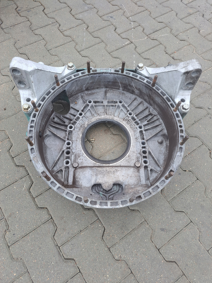 VOLVO OBUDOWA SPRZĘGŁA KOŁA ZAMACHOWEGO VOLVO FM FH D12D RENAULT MAGNUM DXI 12 - Motor és alkatrészek - Teherautó: 3 kép. VOLVO OBUDOWA SPRZĘGŁA KOŁA ZAMACHOWEGO VOLVO FM FH D12D RENAULT MAGNUM DXI 12 - Motor és alkatrészek - Teherautó: 3 kép.