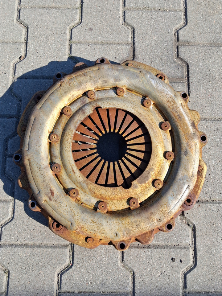 VOLVO SPRZĘGŁO KOMPLETNE VOLVO FL FE D5K RENAULT GAMA D DTI 5 EURO 6 - Kuplung és alkatrészek - Teherautó: 3 kép. VOLVO SPRZĘGŁO KOMPLETNE VOLVO FL FE D5K RENAULT GAMA D DTI 5 EURO 6 - Kuplung és alkatrészek - Teherautó: 3 kép.