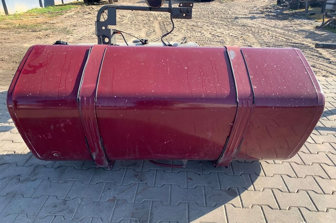 VOLVO ZBIORNIK PALIWA VOLVO FH FM 4 5 RENAULT GAMA T LOW DECK 150x69x56 - Üzemanyag tartály - Teherautó: 1 kép. VOLVO ZBIORNIK PALIWA VOLVO FH FM 4 5 RENAULT GAMA T LOW DECK 150x69x56 - Üzemanyag tartály - Teherautó: 1 kép.