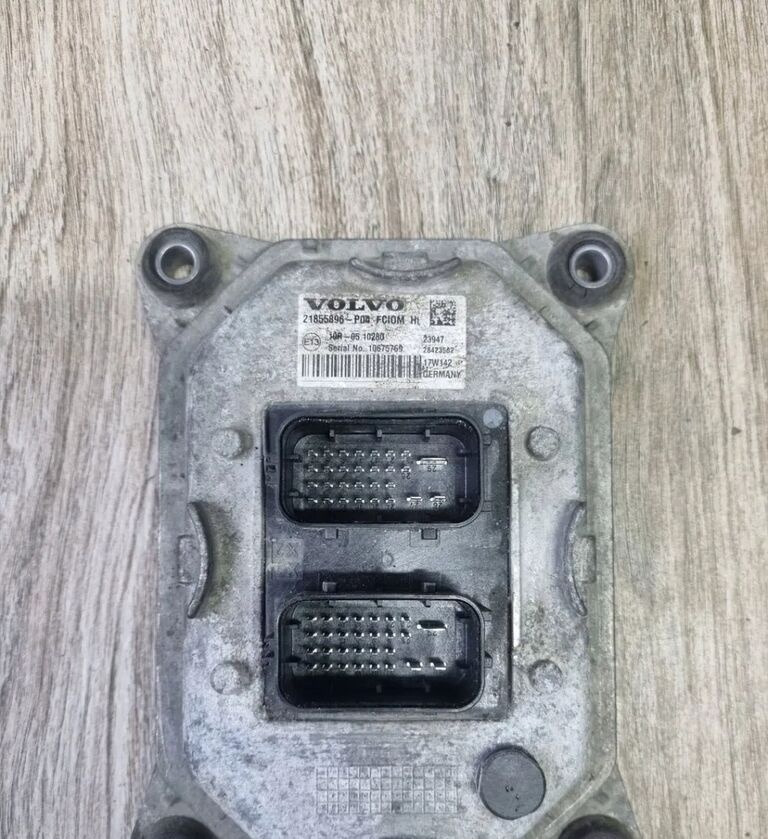 Volvo FCIOM FH 4 FMX 21855896 P04 21855896 Volvo VOLVO FH 4 FMX 21855896 P04 - ECU - Teherautó: 1 kép. Volvo FCIOM FH 4 FMX 21855896 P04 21855896 Volvo VOLVO FH 4 FMX 21855896 P04 - ECU - Teherautó: 1 kép.