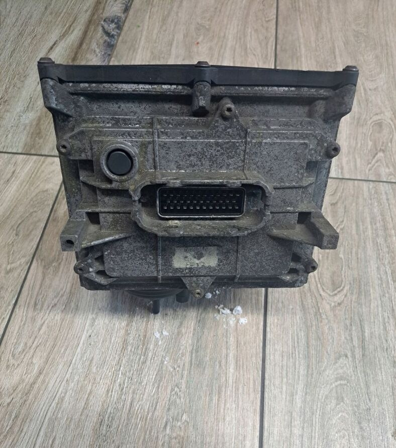 Volvo FH FM 9 13 FL FE 2 - Kipufogórendszer - Teherautó: 1 kép. Volvo FH FM 9 13 FL FE 2 - Kipufogórendszer - Teherautó: 1 kép.