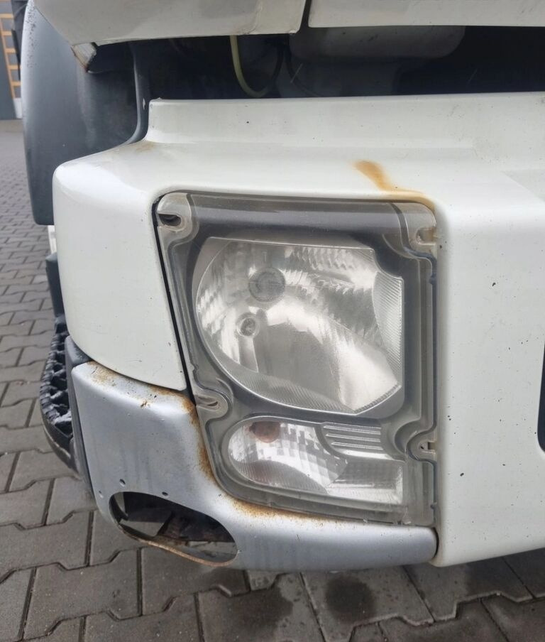 Volvo KOMPLETNY Z LAMPAMI BELKA STOPNIE Volvo FL EURO 5 - Lökhárító - Teherautó: 2 kép. Volvo KOMPLETNY Z LAMPAMI BELKA STOPNIE Volvo FL EURO 5 - Lökhárító - Teherautó: 2 kép.