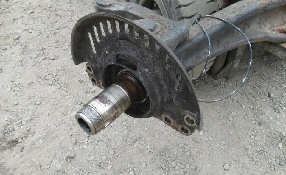 Volvo LEWA FH 4 FM 4 RENAULT GAMA T FI 78 - Csonkállvány - Teherautó: 1 kép. Volvo LEWA FH 4 FM 4 RENAULT GAMA T FI 78 - Csonkállvány - Teherautó: 1 kép.