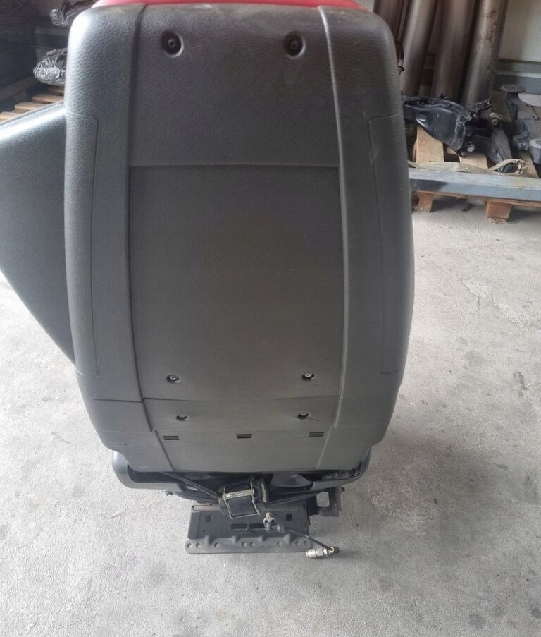 Ülés - Teherautó Volvo PNEUMATYCZNY   Volvo FH 4 FM 4 AUTOMAT: 7 kép.