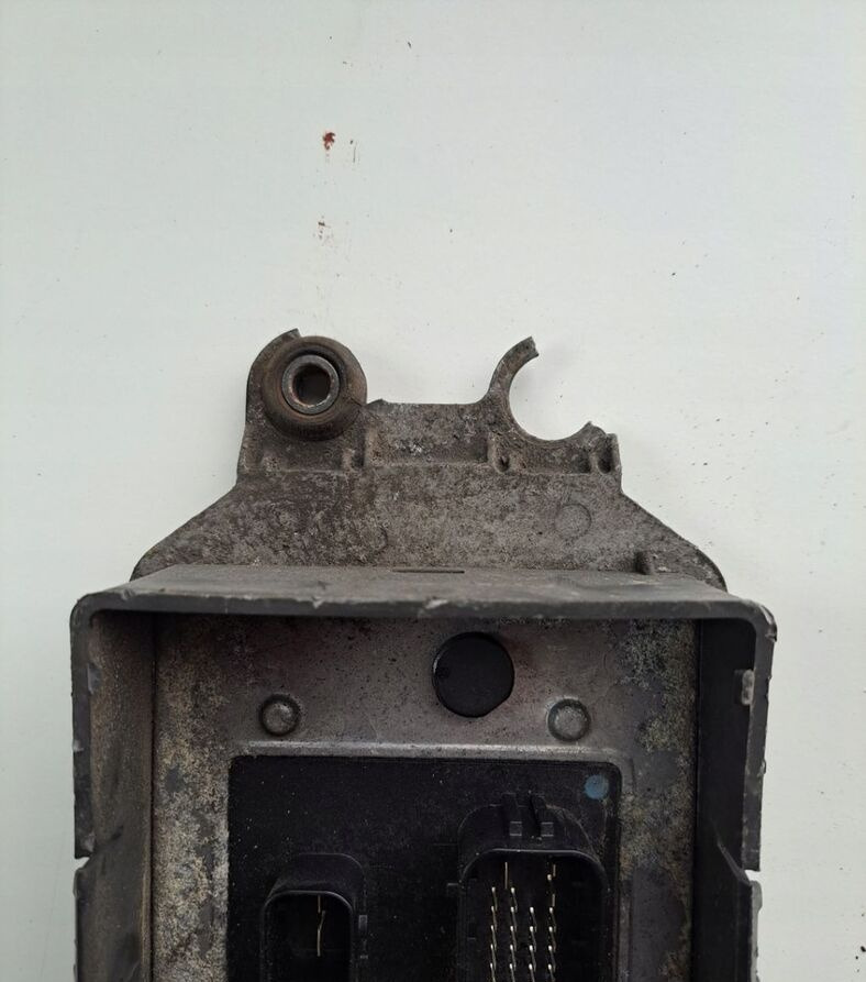 Volvo STEROWNIK KASETA CCIOM FH 4 FM 4 22481328 P02 22481328 - ECU - Teherautó: 2 kép. Volvo STEROWNIK KASETA CCIOM FH 4 FM 4 22481328 P02 22481328 - ECU - Teherautó: 2 kép.