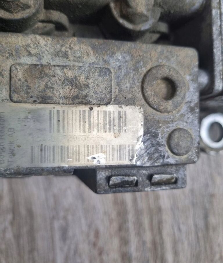 Volvo ZAWÓR HAMULCA GÓRSKIEGO GÓRSKI FH 16 D16E. Volvo OE - Fékszelep - Teherautó: 5 kép. Volvo ZAWÓR HAMULCA GÓRSKIEGO GÓRSKI FH 16 D16E. Volvo OE - Fékszelep - Teherautó: 5 kép.