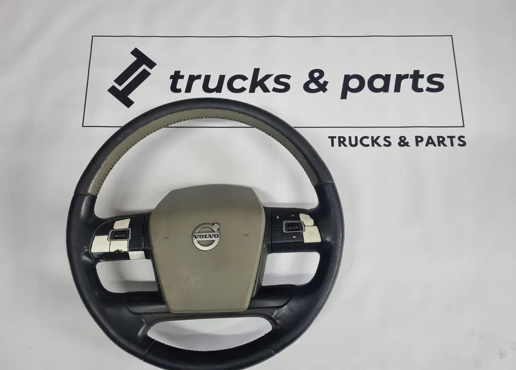 WIELOFUNKCYJNA VOLVO FH 4 FM 4 FMX - Kormánykerék: 1 kép. WIELOFUNKCYJNA VOLVO FH 4 FM 4 FMX - Kormánykerék: 1 kép.