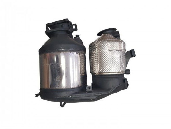 Audi Roetfilter DPF Audi A4, A5, A6, Q5 - 2.0 / 3.0 TDi - 04L131601TX 04L131669H  - Kipufogórendszer - Autó: 2 kép. Audi Roetfilter DPF Audi A4, A5, A6, Q5 - 2.0 / 3.0 TDi - 04L131601TX 04L131669H  - Kipufogórendszer - Autó: 2 kép.
