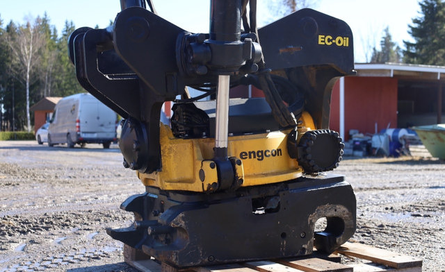 EngconEngcon EC233S-QS80-SS10 - Tiltrotátor: 5 kép. EngconEngcon EC233S-QS80-SS10 - Tiltrotátor: 5 kép.