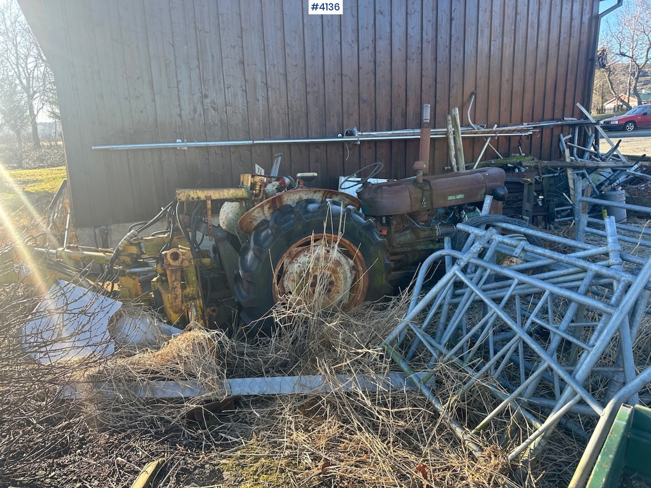 1971 FORD SUPER-DEXTA w/ Hymas 21 excavator and 2 buckets. - Traktor: 3 kép. 1971 FORD SUPER-DEXTA w/ Hymas 21 excavator and 2 buckets. - Traktor: 3 kép.