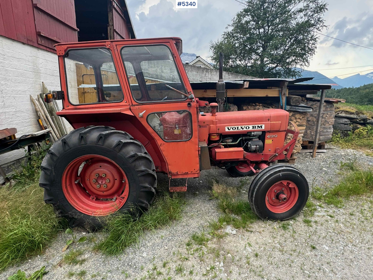 1977 Volvo BM 430 tractor. WATCH THE VIDEO! - Traktor: 2 kép. 1977 Volvo BM 430 tractor. WATCH THE VIDEO! - Traktor: 2 kép.