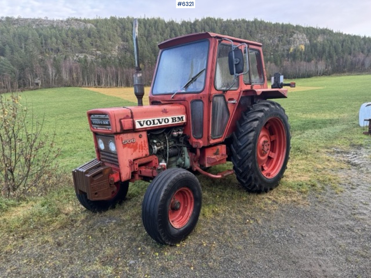 1977 Volvo BM 500 tractor - Traktor: 2 kép. 1977 Volvo BM 500 tractor - Traktor: 2 kép.