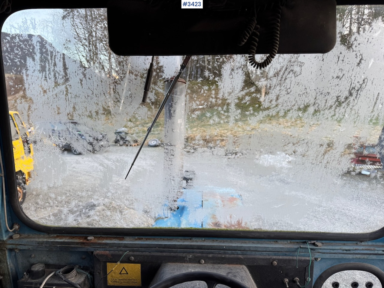 Traktor 1981 Ford 4600 w/front loader, bucket and pallet fork.: 20 kép.