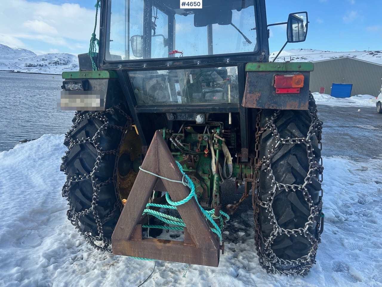 1981 John Deere 2040 w/ loader, triangle, snow blower, pallet forks and hydraulic unit. WATCH VIDEO. - Traktor: 5 kép. 1981 John Deere 2040 w/ loader, triangle, snow blower, pallet forks and hydraulic unit. WATCH VIDEO. - Traktor: 5 kép.