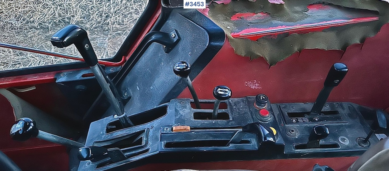 1984 Valmet 505 turbo w/ Front loader - Traktor: 5 kép. 1984 Valmet 505 turbo w/ Front loader - Traktor: 5 kép.