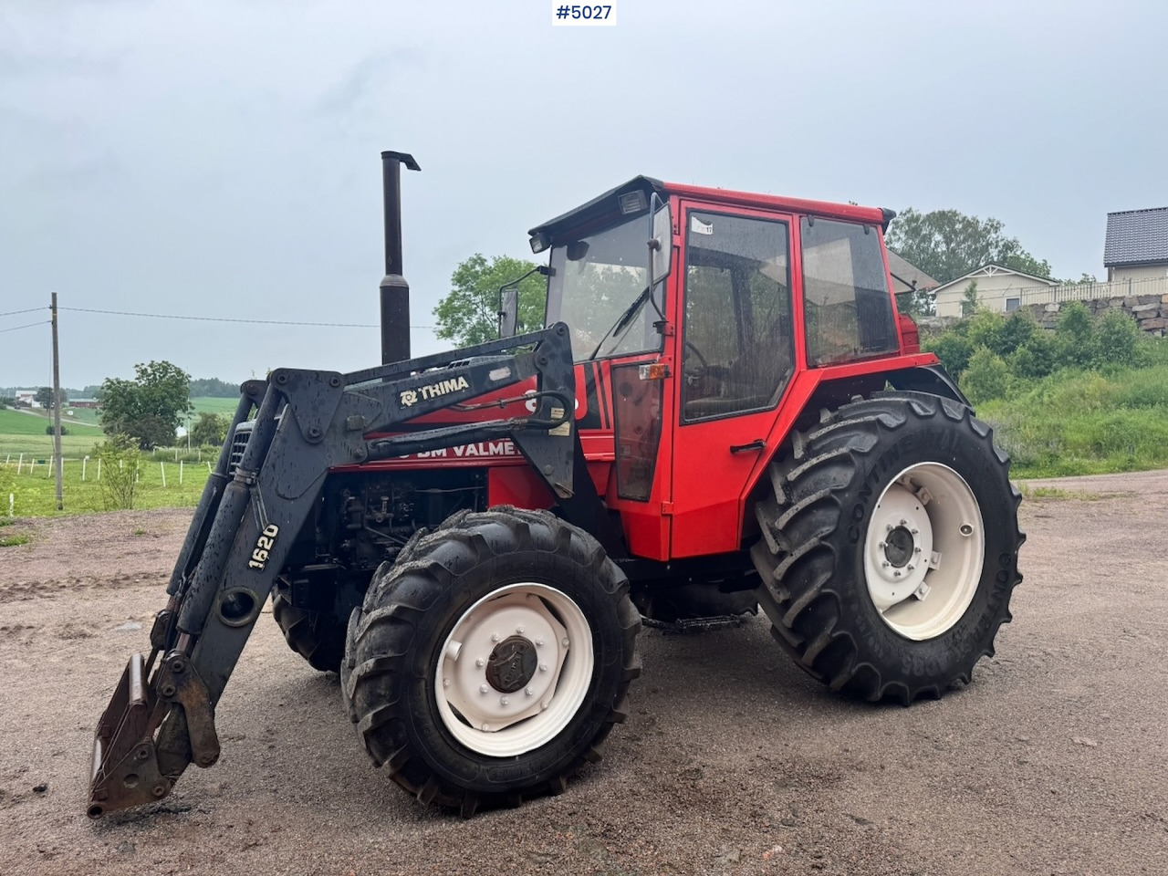 1985 Volvo Valmet 805 Turbo 4x4 w/ Front loader - Traktor: 1 kép. 1985 Volvo Valmet 805 Turbo 4x4 w/ Front loader - Traktor: 1 kép.