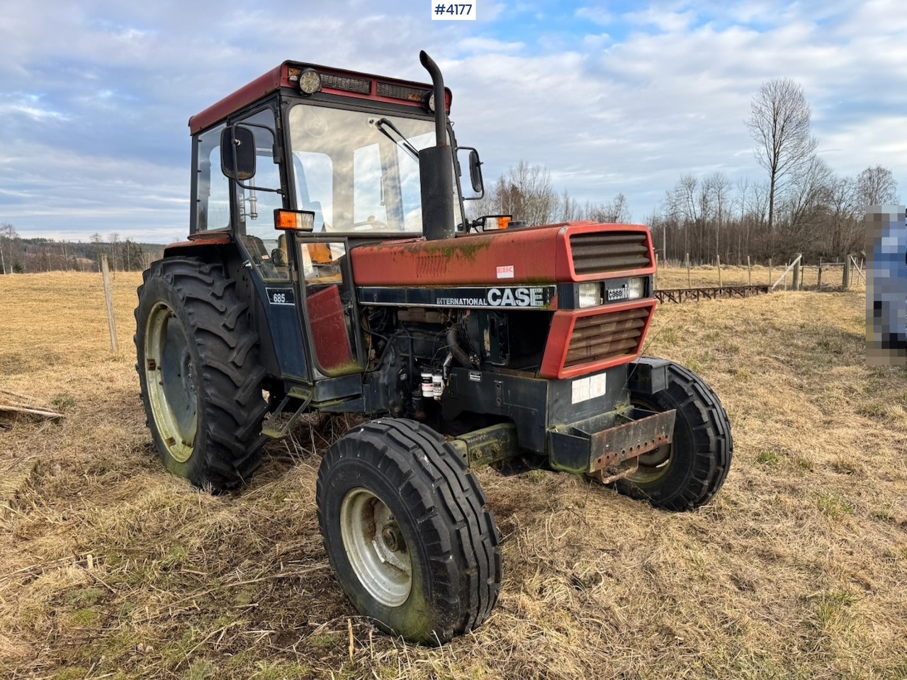 1986 Case International 685 4x2 - Traktor: 3 kép. 1986 Case International 685 4x2 - Traktor: 3 kép.