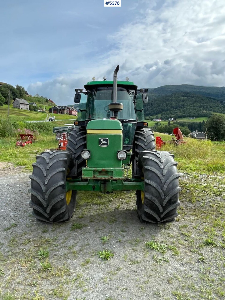 1986 John Deere 3040HL - Traktor: 3 kép. 1986 John Deere 3040HL - Traktor: 3 kép.