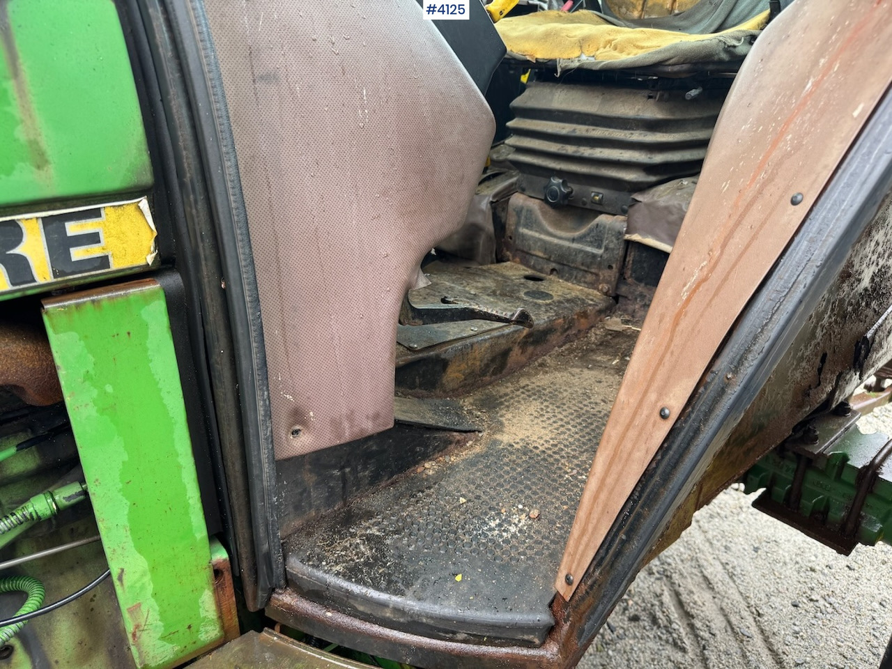 1987 John Deere 2040 Synchron. - Traktor: 5 kép. 1987 John Deere 2040 Synchron. - Traktor: 5 kép.