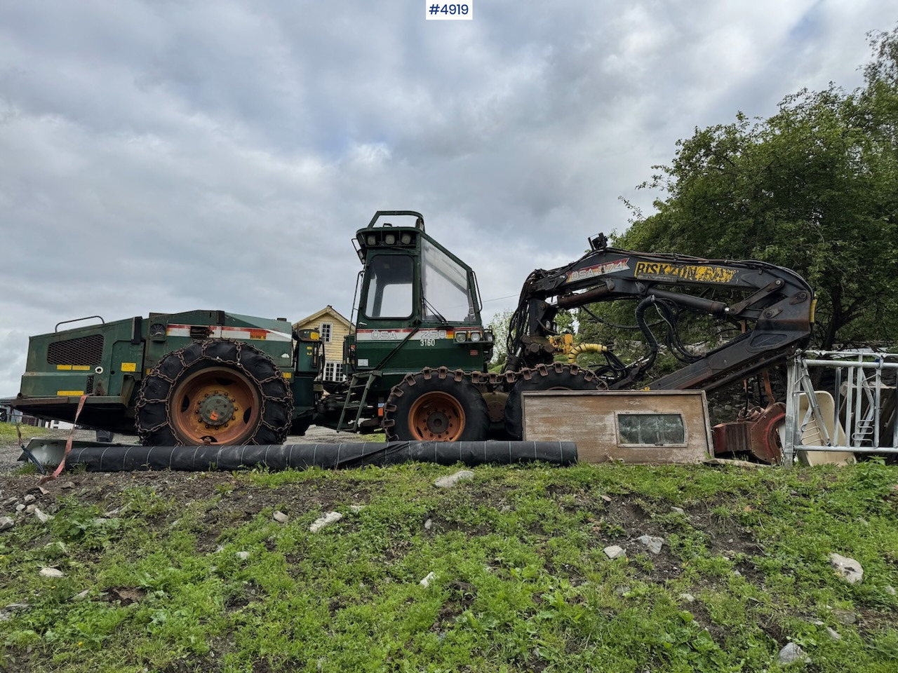 1987 Øsa 250 Harvester - Fakitermelő gép: 1 kép. 1987 Øsa 250 Harvester - Fakitermelő gép: 1 kép.