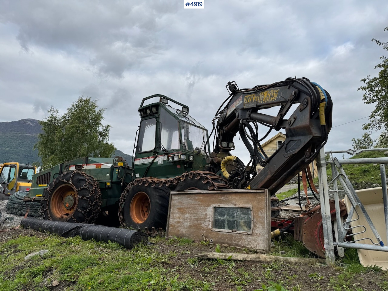 1987 Øsa 250 Harvester - Fakitermelő gép: 2 kép. 1987 Øsa 250 Harvester - Fakitermelő gép: 2 kép.
