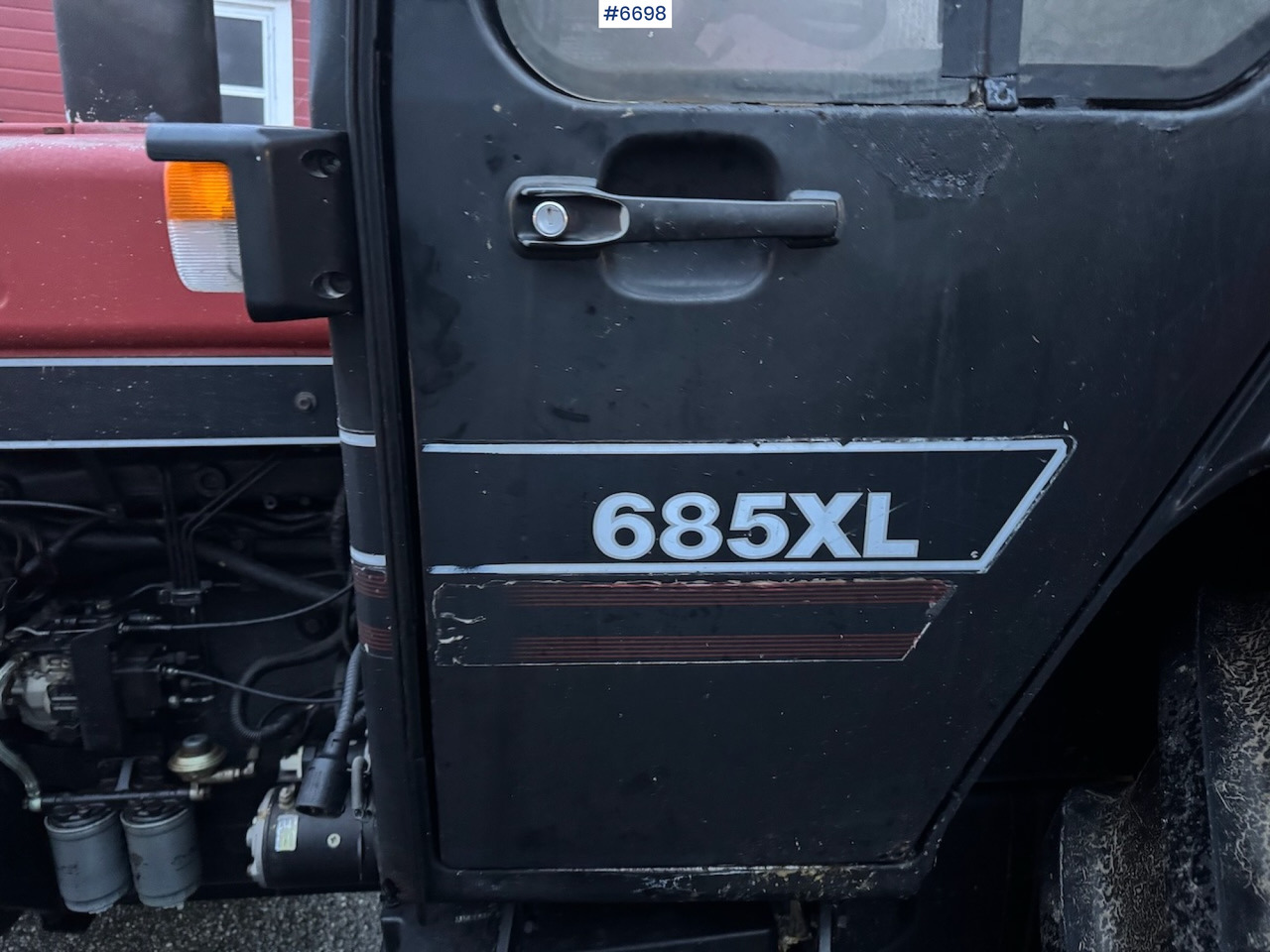 1989 Case IH 685 XL - Traktor: 3 kép. 1989 Case IH 685 XL - Traktor: 3 kép.