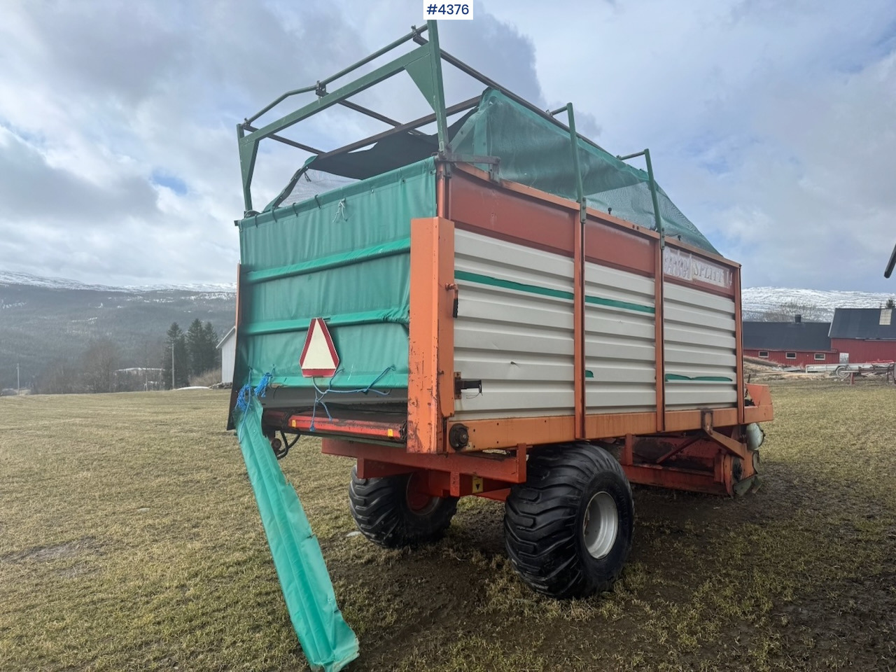 1990 Orkel Splitt 14 forage wagon - Szálastakarmány betakarítás gépei: 2 kép. 1990 Orkel Splitt 14 forage wagon - Szálastakarmány betakarítás gépei: 2 kép.