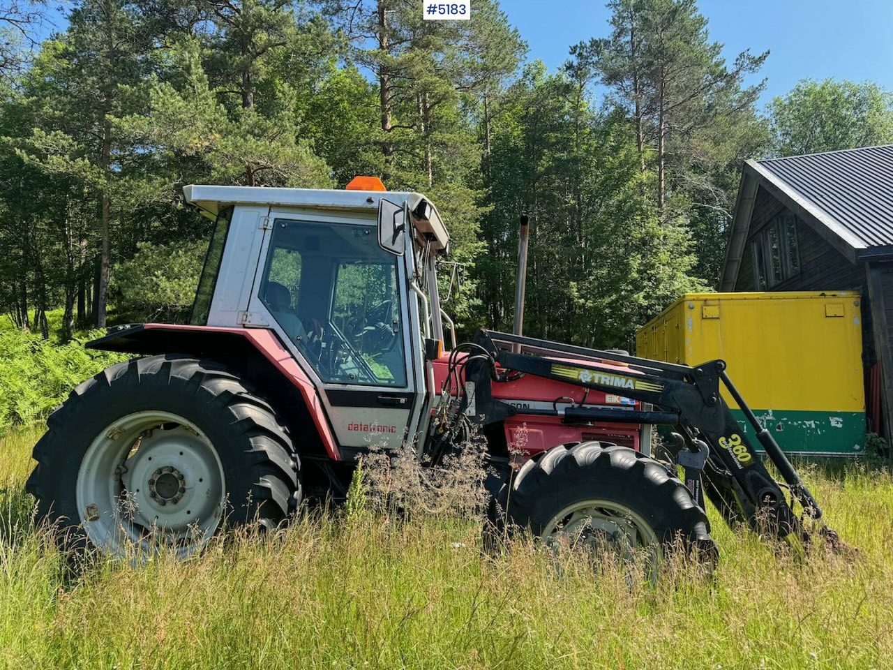 1994 Massey Ferguson 3075 4x4 w/ front loader - Traktor: 4 kép. 1994 Massey Ferguson 3075 4x4 w/ front loader - Traktor: 4 kép.