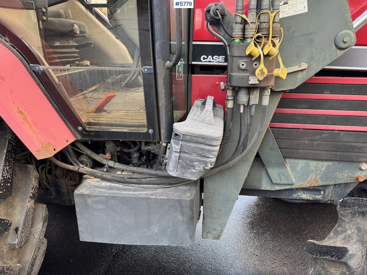 1995 Case IH 5150 Maxxum w/ front loader. lízing 1995 Case IH 5150 Maxxum w/ front loader.: 16 kép. 1995 Case IH 5150 Maxxum w/ front loader. lízing 1995 Case IH 5150 Maxxum w/ front loader.: 16 kép.