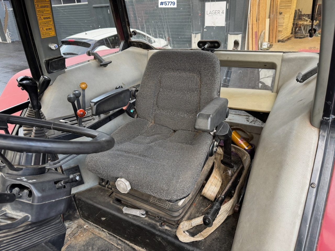 1995 Case IH 5150 Maxxum w/ front loader. lízing 1995 Case IH 5150 Maxxum w/ front loader.: 20 kép. 1995 Case IH 5150 Maxxum w/ front loader. lízing 1995 Case IH 5150 Maxxum w/ front loader.: 20 kép.