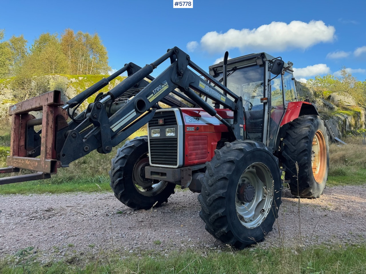 1995 Massey Ferguson 399 w/ front loader. - Traktor: 4 kép. 1995 Massey Ferguson 399 w/ front loader. - Traktor: 4 kép.