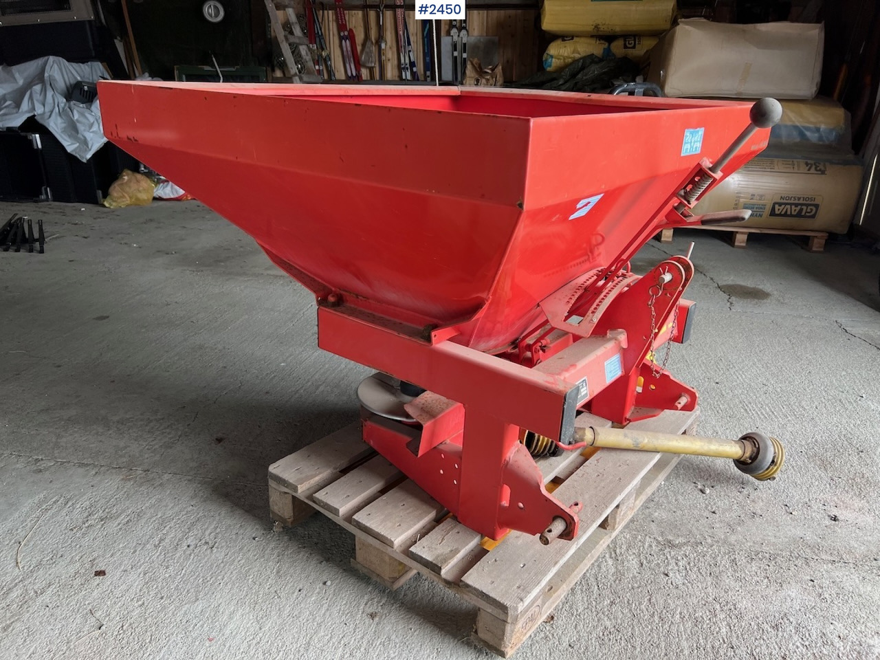 1995 Rauch ADS 601 Fertilizer spreader - Műtrágyaszóró: 5 kép. 1995 Rauch ADS 601 Fertilizer spreader - Műtrágyaszóró: 5 kép.
